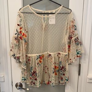 NWT Umgee Women’s Floral Blouse Overlay
